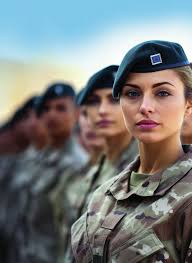 DIFESA COMUNE PER UNA UE AUTONOMA DIFESA COMUNE PER UNA UE AUTONOMA