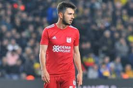 Check spelling or type a new query. Galatasaray Sticht Rivalen Aus Wunsch Transfer Im Sommer Vor Abschluss Ligablatt Fussball Zur Stunde