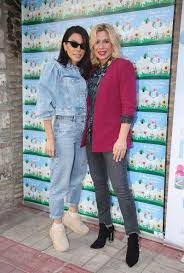 Maybe you would like to learn more about one of these? Katerina Karabatoy Pio Lamperh Apo Pote Me Steno Tzin Oi Fwtografoi Traboysan Synexeia Ta Paidia Ths News Youweekly