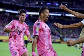 Mamadesebastianmoreno desnuda 01:25 min La Mamá de