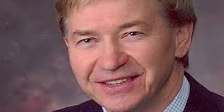 Thomas Olson keeps the Green Bay in Packers