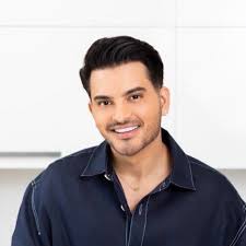 Solomon Ray 🌹 (@solomonraymusic)