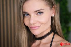 VR Fetish 417 Thin Babe With Sexy Feet - VR Fetish Porn Videos