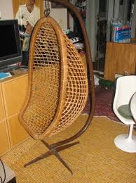 The original hanging egg chairs are built for modern and contemporary homes. Vintage Mid Century Hanging Egg Chair Rattan Bamboo Stand Another Man S Treasure In Montreal
