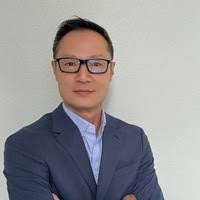 Byong Lee's Instagram, Twitter & Facebook