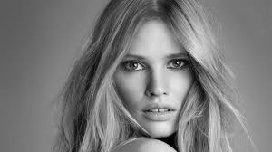Lara Stone, nueva embajadora de L'Oréal Paris