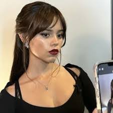 Millie Rock's Instagram, Twitter & Facebook