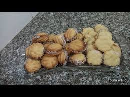 مطبخ ام وليد بيتي فور رائع Petit Four Excellent Excellent Petit Four Youtube Petit Fours Food Breakfast