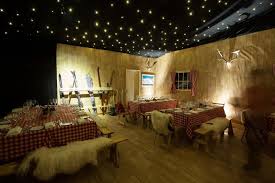 Alpine Styled Ski Lodge Schnee Party Winterparty Huttenparty