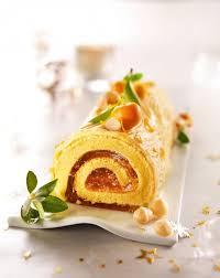 Buche De Noel A La Mandarine Et Aux Noix De Macadamia Noix De Macadamia Buche De Noel Buche De Noel Aux Fruits