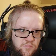 Jeffery Larrison's Instagram, Twitter & Facebook