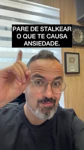 🛑 ✋🏻 Pare de Stalkear o que te causa ansiedade. Não espere que o tempo  cure a ferida que você cutuca todo o dia. #diegomenin #ansiedade  #curaemocional #sabedoria #poderdedeus