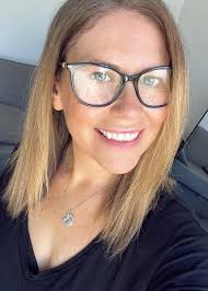 For 100 pound a week I could even do better and I'm overweight 🤣🤣🤣🤣