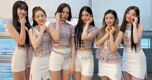 They debuted on november 12, 2020 with their 1st single album star to a young culture. Stayc Announce Their Official Fandom Name Koreaboo