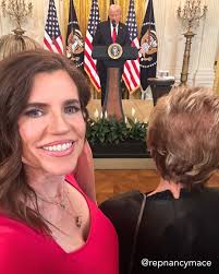 Had an unforgettable day at the White House yesterday, celebrating women  with the President! 🩷