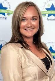 Tara Bergeron's Instagram, Twitter & Facebook