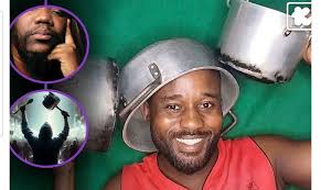 Tenho carta de condução pesada. Busco emprego, motorista particular ou Yong  e outros por aí 840175214