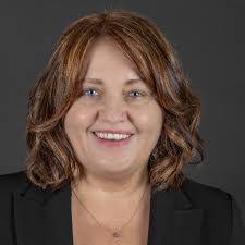 Anna Kropf's Instagram, Twitter & Facebook