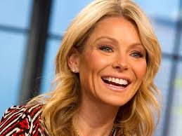 Kelly ripa talks baby weight. Kelly Ripa Says She Quit Drinking Without Thinking About It