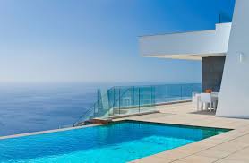 The Villa La Nao Is A Beautiful Modern Property With A Stunning Seaview Forsale In Benitachell Spain Info By Domusmoraira R En 2020 Espagne Immobilier Villa