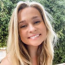 Mary Terhaar's Instagram, Twitter & Facebook