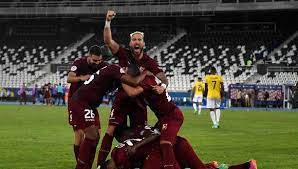 18.00 (hora brasil y argentina), 17:00 (hora chile), 16.00 (hora colombia, méxico y perú). Sfepl Ybl2oqam