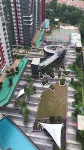 The zizz (also known as the zizz @ damansara north) is a leasehold mixed apartment & retail development located in damansara damai, petaling jaya. The Zizz Homestay Damansara Damai