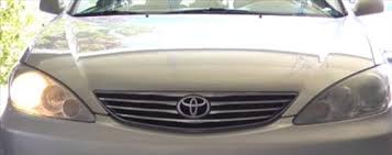 Headlight bulbs are encased in a carefully designed housing that illuminates the roadways and makes your car visible to other drivers and pedestrians. How To Replace Headlight Bulb 2001 2006 Toyota Camry Backyardmechanic