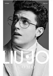 MODELOS "DE MODA" EN TV Y REDES SOCIALES