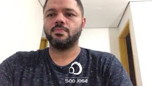 O professor Daniel Rufino...