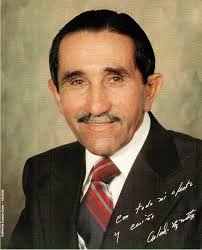 prohibido olvidar fue un alcalde de alcalde un lider fue una persona muy  especial e importante en nuestra sabana, , dejo grandes huellas ..... >QUE  EL GRAN ARQUITECTO DEL UNIVERSO OS TENGA