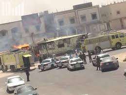 بالفيديو حريق يأتي على مسجد بالكامل في ضاحية الملك فهد بالدمام