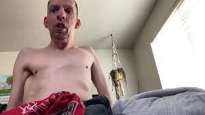 Disabled man shows off his big cock - XVIDEOS.COM