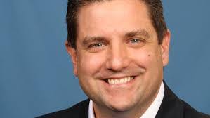 Randi Dorr's Instagram, Twitter & Facebook