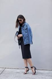 With women's shoes ranging from summer sandals, heels and flip flops, to ankle boots and ballet pumps, white stuff's casual and smart shoes will allow you to step from season to season with a spring in your step. Perfecting The Smart Casual Dress Code Harper And Harley