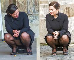 Pantyhose mature squatting upskirt 01 (Pantyhose mature squatting upskirt  01.jpg) Image - 73157525 - TurboImageHost.com