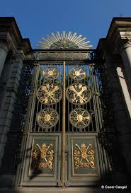 Ataturk visited the campus twice, showing his special interest, as well as all other presidents of turkey,to date. Istanbul Panosundaki Pin