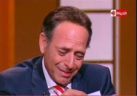 إنت كنت منعزل في التلت سنين اللي فاتو يا أستاذ ممدوح .. صح ؟ = لا أنا مش  منعزل خالص ..دي الأقوال الثابتة اللي الوسط بيصدرها علي أي حد .. هما