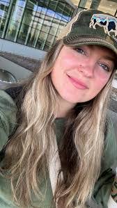 Brenda Goolsby's Instagram, Twitter & Facebook