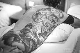 Met verdriet moeten wij melden dat koen de kort eerder vandaag betrokken is geraakt bij een ongeval tijdens het besturen van een. Koen De Kort Tattooed By Simplesime Hidden By Lycra Tattoos Of The Men S Pro Peloton Cyclingtips Tattoos Men Lycra