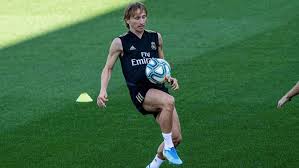 Find news on luka modric's youth and senior career. Real Madrid Luka Modric Adds To Real Madrid S Lengthening Injury List Marca In English