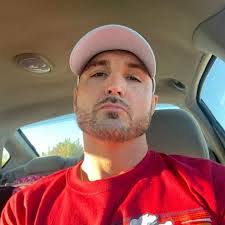 Leroy Case's Instagram, Twitter & Facebook