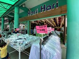 Grosir baju muslim murah online sangat memudahkan bagi para pembeli untuk ingin mendapatkan baju muslim yang diinginkan dengan harga murah tanpa harus pergi keluar rumah. Dah Jumpa Kedai Jual Baju Sekolah Murah Hafiz Rahim