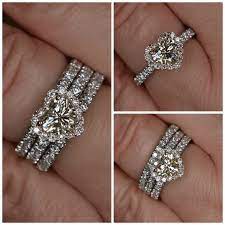 Heart Shaped Diamond Engagement Ring And Wedding Band Set 18k Etsy Engagement Rings Wedding Bands Set Heart Shaped Diamond Ring Heart Wedding Rings