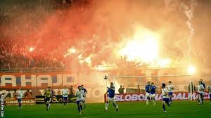 Die größte rivalität besteht mit der fangruppe bad blue boys von dinamo zagreb, aber auch mit der armada rijeka von hnk rijeka und der kohorta von nk osijek. Hajduk Split V Dinamo Zagreb Flares Fires Faith Football At Croatia S Eternal Derby Bbc Sport