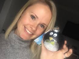 What is the correct amount of One Sixteen laundry detergent for larger  loads?