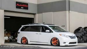 Compare toyota vans by price, mpg, seating capacity, engine size & more! I Like The Splash Of Color With The Wheels Toyota Van Cool Vans Mini Van