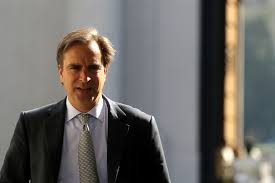 Visor territorial covid ministerio de bienes. Luciano Cruz Coke Sale En Defensa De Julio Isamit Por Tuits Homofobicos