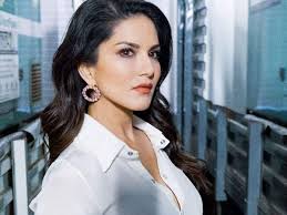 Bollywood actress के लिए इमेज नतीजे