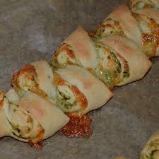 Variation Von Pizza Brot Zopf Partyahre Aus Finessen 1 2011 Barlauch Pesto Partyahre Rezept Rezepte Pizzabrotchen Fingerfood Rezepte